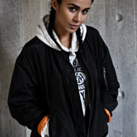 Para Knas / Money Problem
Roshi Hoss as Sara
Director: Nikeisha Andersson
Photo: Johan Paulin
Produced by Filmlance International AB