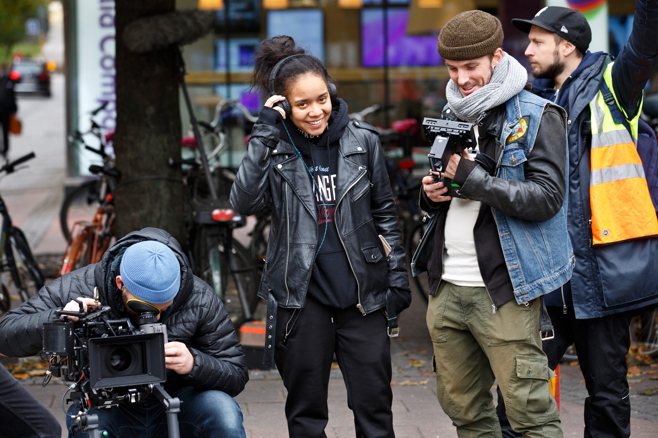 Para Knas / Money Problem
Nikeisha Andersson - director
Director: Nikeisha Andersson
Photo: Johan Paulin
Produced by Filmlance International AB